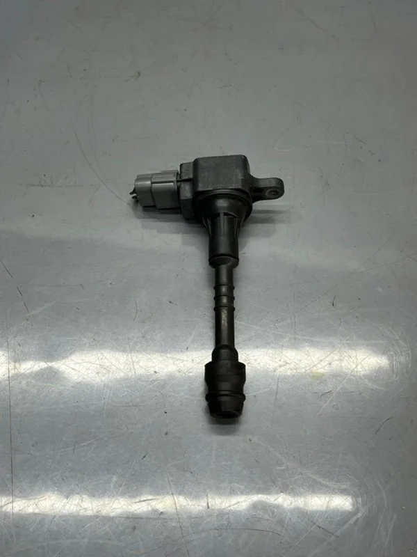 Катушка зажигания Nissan Almera 2004 224486N015 N16 1.5