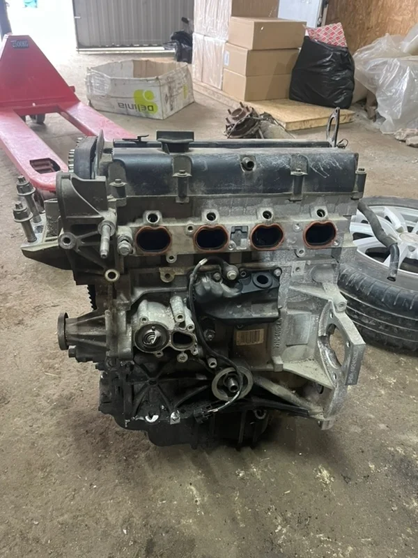 Двигатель 1.6 Ford Focus 2010 SHDA 2