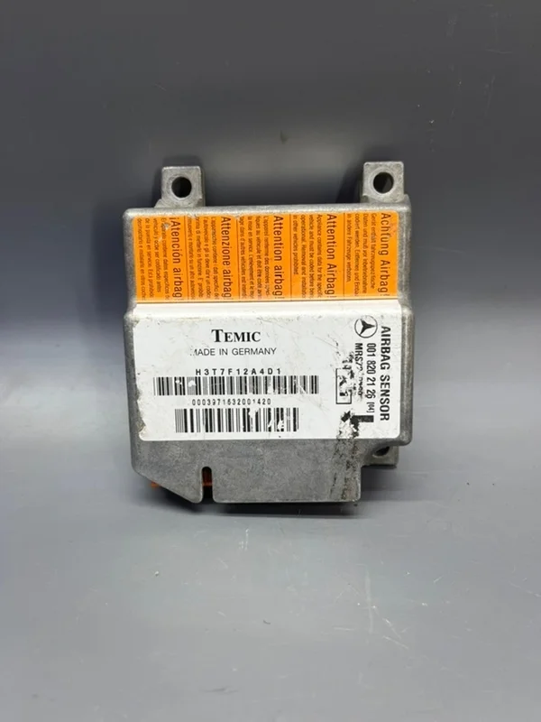 Блок управления AIRBAG Mercedes-Benz W210 1997 0018202126 1 3.2