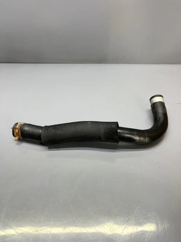 Патрубок маслоохладителя Hyundai Tucson 2014 256502F000 2 D4HA