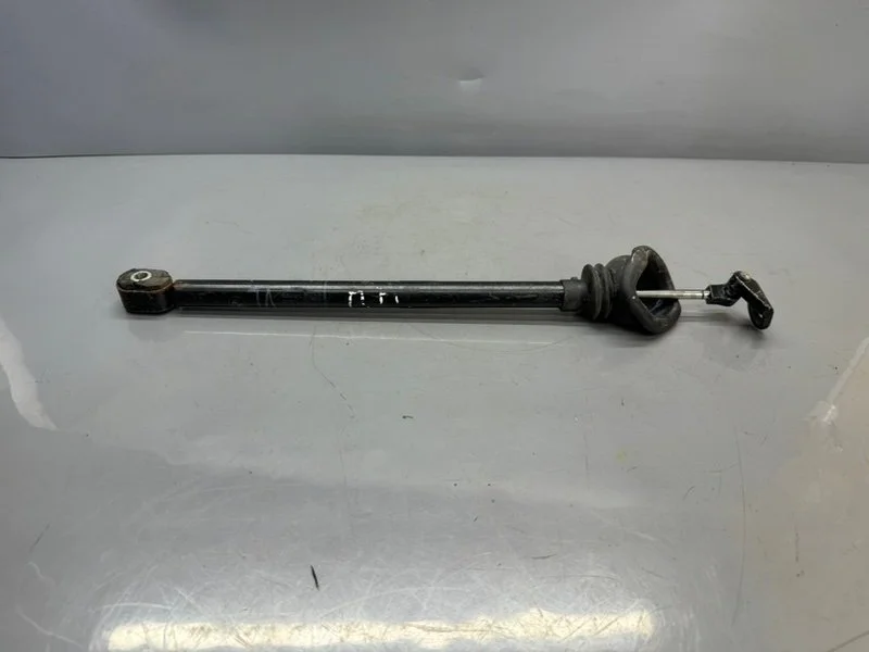 Ограничитель двери Bmw 7 2004 51217112444 E65 4.4, передний правый