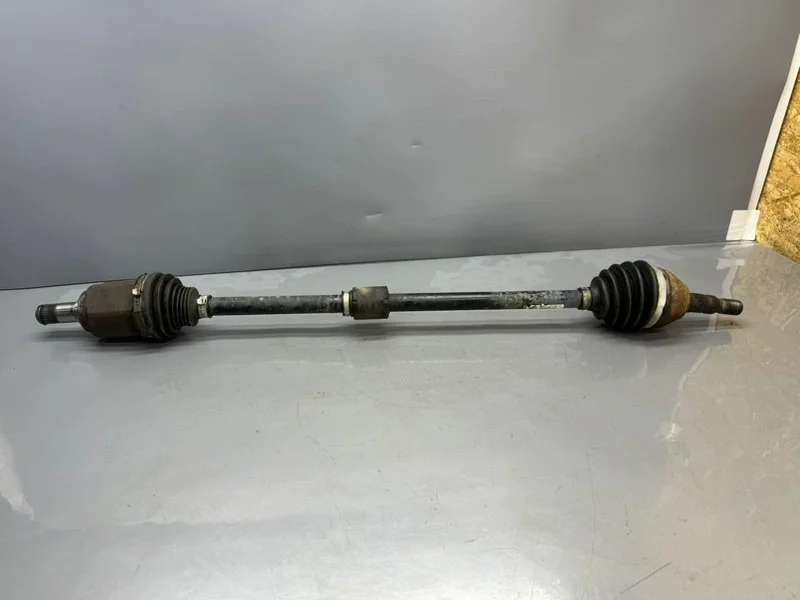 Привод Opel Astra 2010 13250828 J 1.6, передний правый