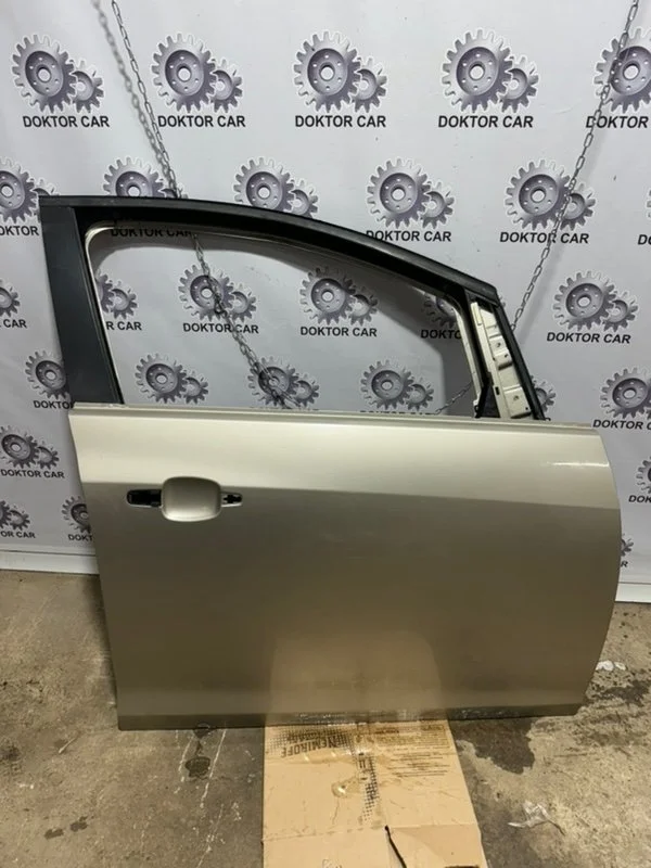 Дверь Opel Astra 2010 13285607 J 1.6, передняя правая
