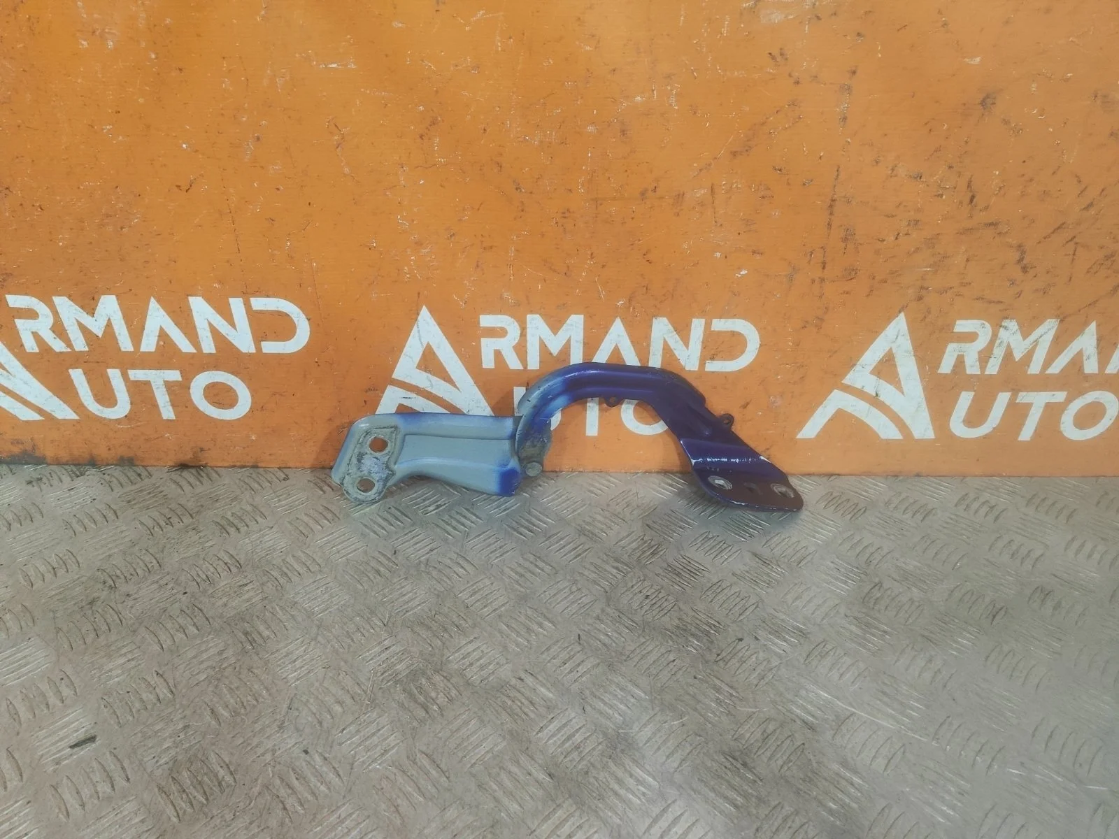 Петля капота Ford Focus 2011-2019 3