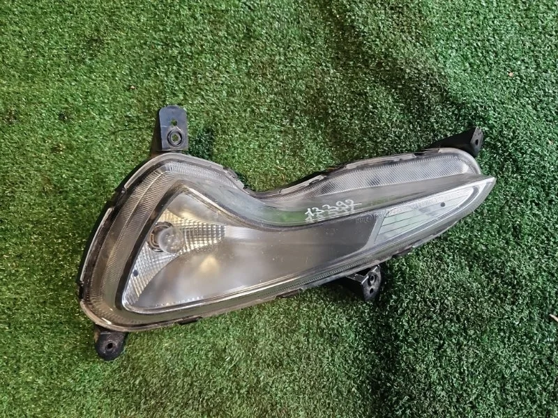 Фара противотуманная Hyundai Solaris 2014 922024L600 1 G4FA, передняя правая