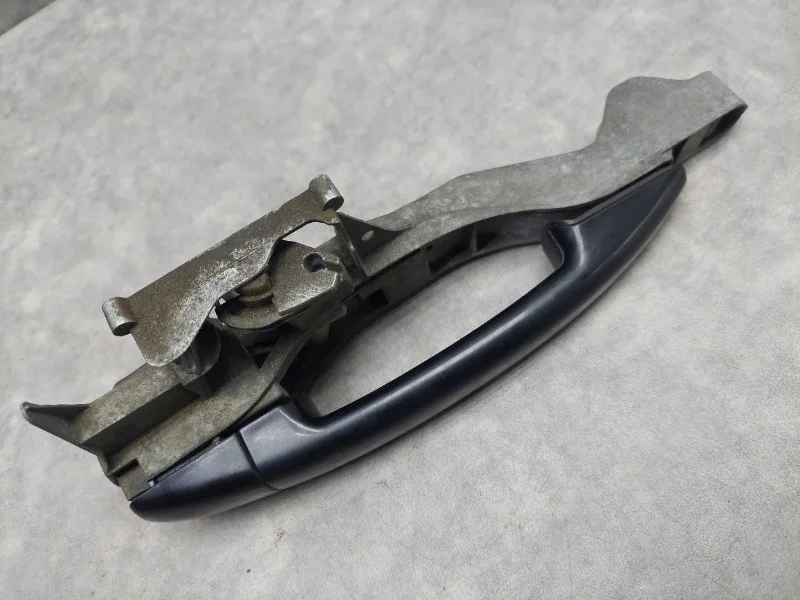 Ручка двери Peugeot 408 2015 910959 1.6 (EC5) 116 MT, передняя правая
