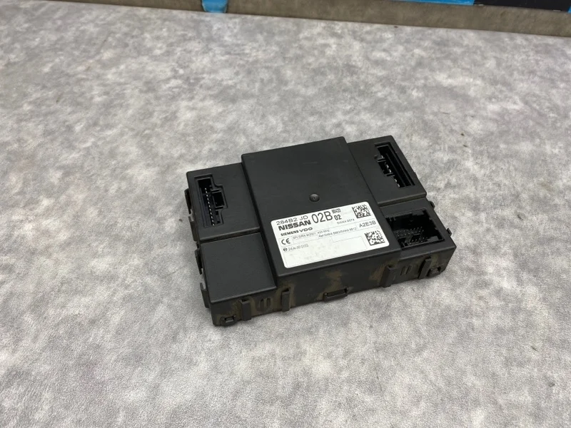 Блок комфорта Nissan Qashqai 2008 284B2JD02B J10 2.0 MR20DE CVT