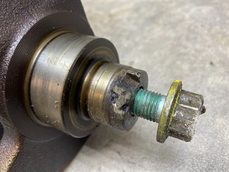 Коленвал Volkswagen Passat 1998 026105101R B5 AEB 1.8 TURBO (AT)