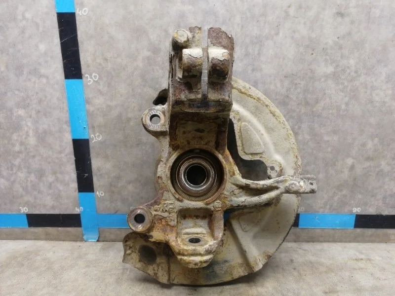 Кулак поворотный Volvo S80 2007 31201286 2 2.5 B5254T6, передний правый
