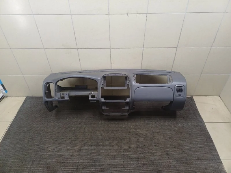 Торпедо Nissan Np300 2012 68100VK60A 2.5 YD25