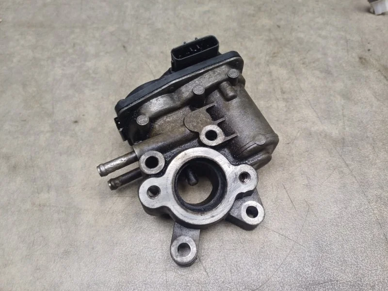 Клапан EGR Nissan Np300 2012 1501000021 2.5 YD25