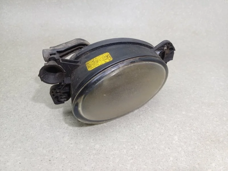 Фара противотуманная Mercedes-Benz C-Class 2008 1305230181 W204 3.0 AT M272, передняя правая
