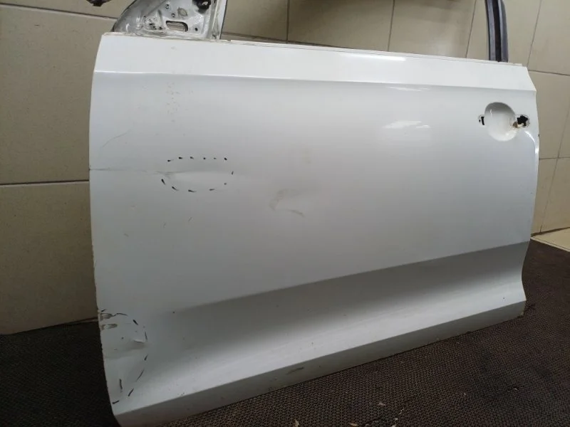 Дверь Skoda Rapid 2014 5JA831051B 1 1.2 CGP MT, передняя левая