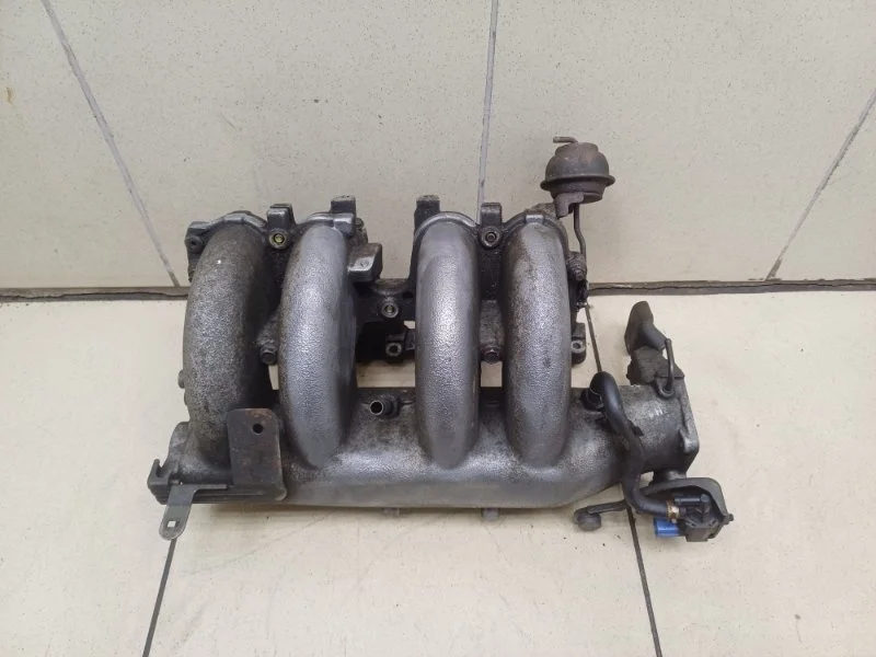 Коллектор впускной Nissan X-Trail 2005 14010AE001 J30 2.5 QR25DE AT