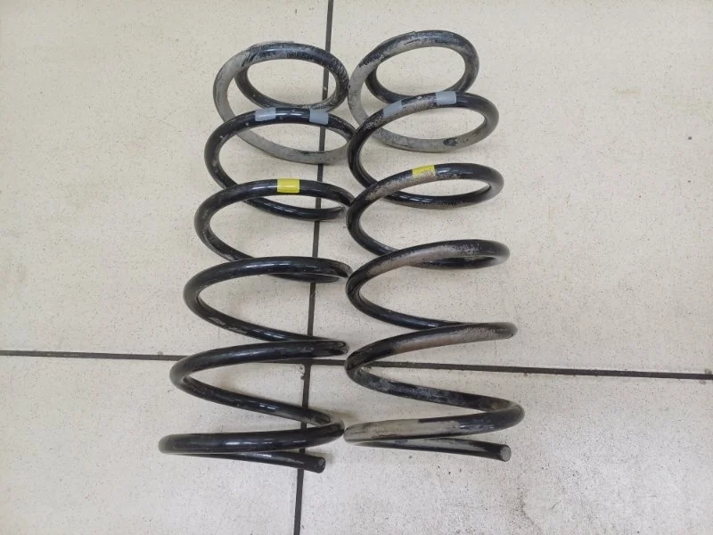 Пружина Hyundai Solaris 2016 553304L001 1.6 G4FC, задняя