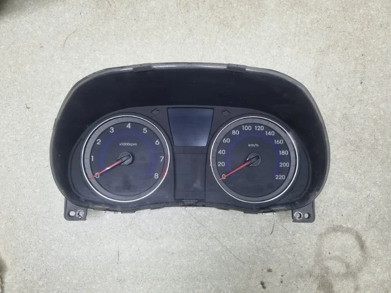Щиток приборов Hyundai Solaris 2011 940034L510 1.6 G4FA MT