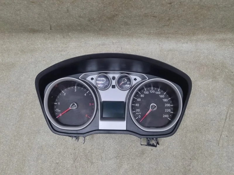 Щиток приборов Ford Kuga 2008 1671186 1 2.0 MT (ДИЗЕЛЬ) G6DG