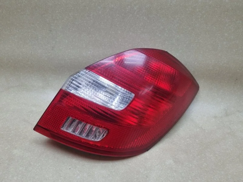Фонарь Skoda Fabia 2008 5J6945112 1.2 BZG MT, задний правый