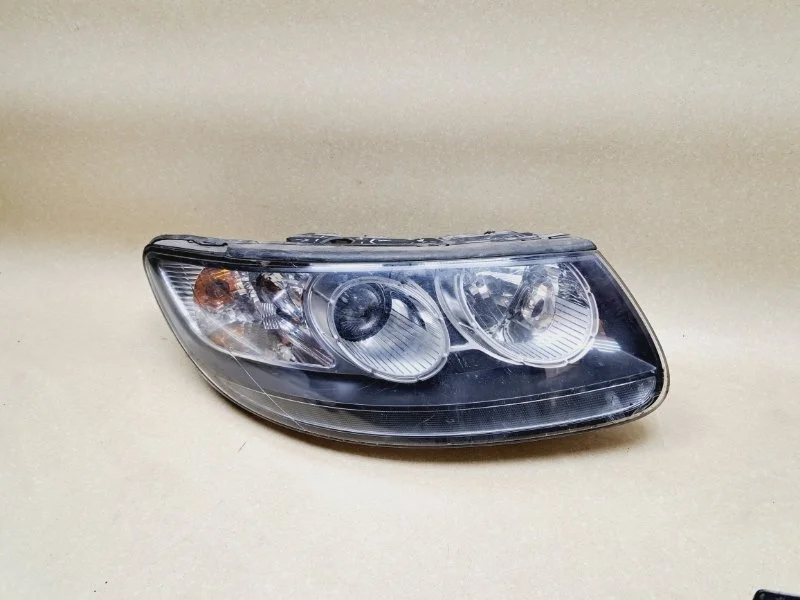Фара Hyundai Santa Fe 2011 921022B120 2 РЕСТ. 2.4 G4KE АT, передняя правая