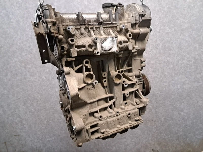 Двигатель Volkswagen Polo 2018 04E100038D 5 1.6 CWVA