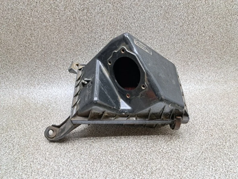Корпус воздушного фильтра Subaru Legacy 1997 46053AC080 2 WAGON 2.5 EJ25 AT 4WD