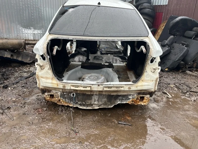 Панель кузова Kia Rio 2012 691004Y000 3 1.6 G4FC MT, задний