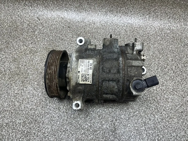 Компрессор кондиционера Volkswagen Polo 2020 5Q0820803Q 6 1.6 CWVA