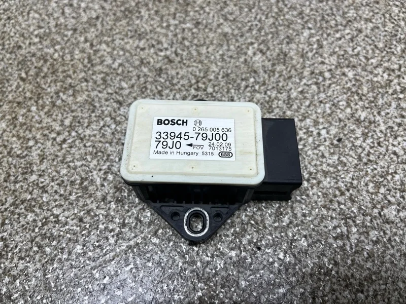 Датчик курсовой устойчивости Suzuki Sx4 2009 3394579J00 1.6 M16A AT