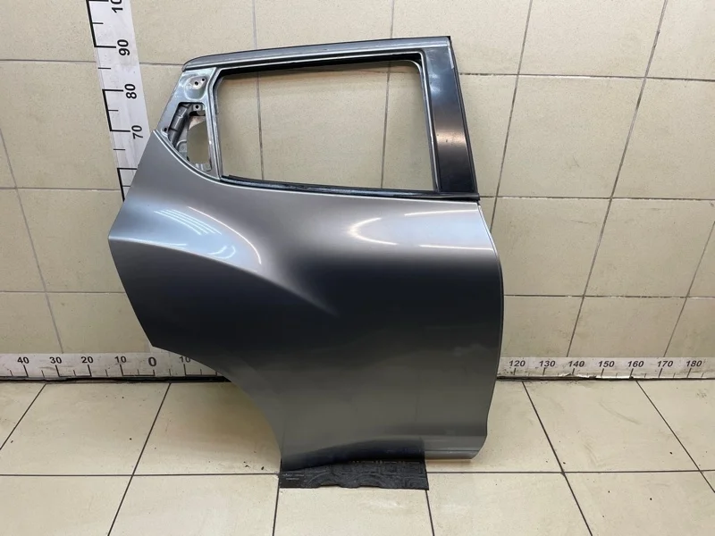 Дверь Nissan Juke 2011 H21001KKMD 1.6 HR16DE MT, задняя правая