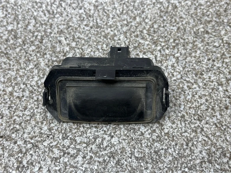 Кнопка открывания багажника Renault Kangoo 2011 8200497807 2 1.6 K7M750