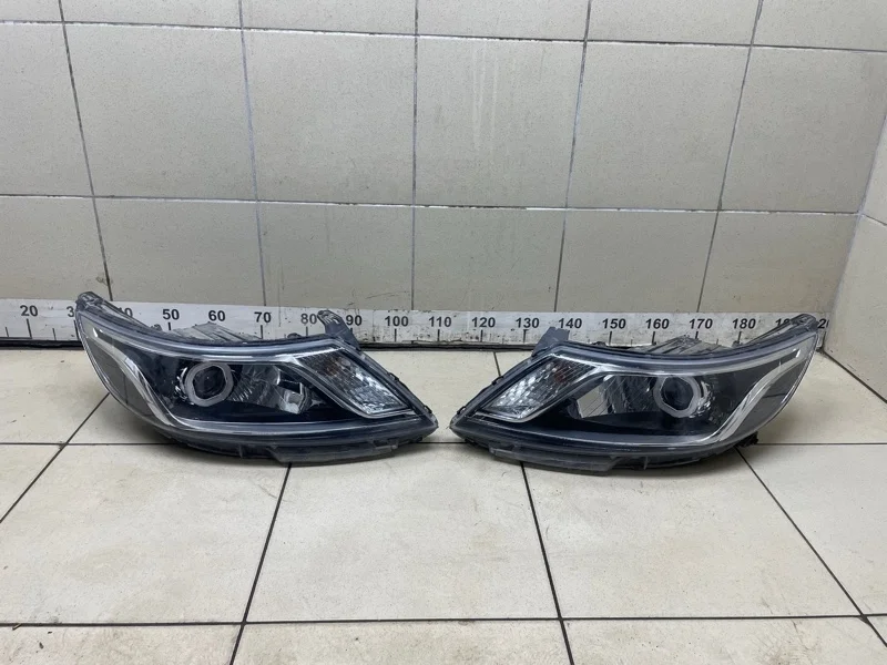 Фары Kia Rio 2013 921014X000 3 1.6 G4FC АТ, передние
