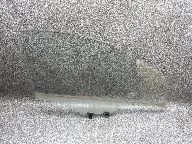 Стекло двери Hyundai Solaris 2017 82420H5000 1.4 G4LC MT, переднее правое