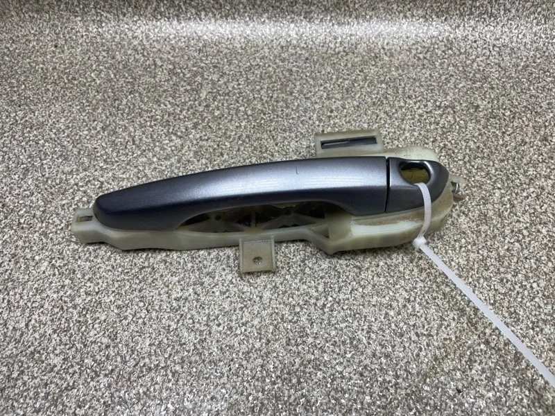 Ручка двери Hyundai Solaris 2017 82651H5050 1.4 G4LC MT, передняя левая