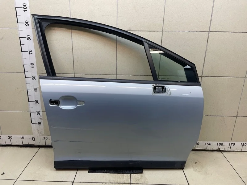 Дверь Citroen C4 2006 9004W4 1.6 NFU MT, передняя правая