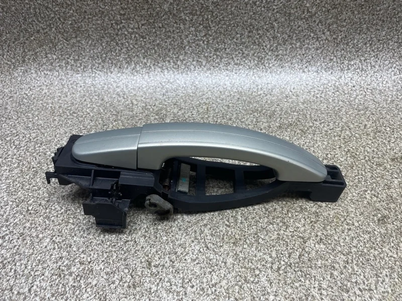Ручка двери Ford Focus 2008 1480068 1.8 QQDB MT, передняя правая