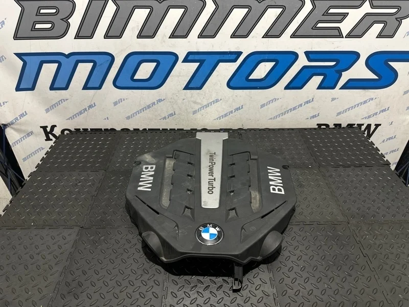 Декоративная крышка двигателя Bmw 750Li 2013 13717577456 F02 N63B44B