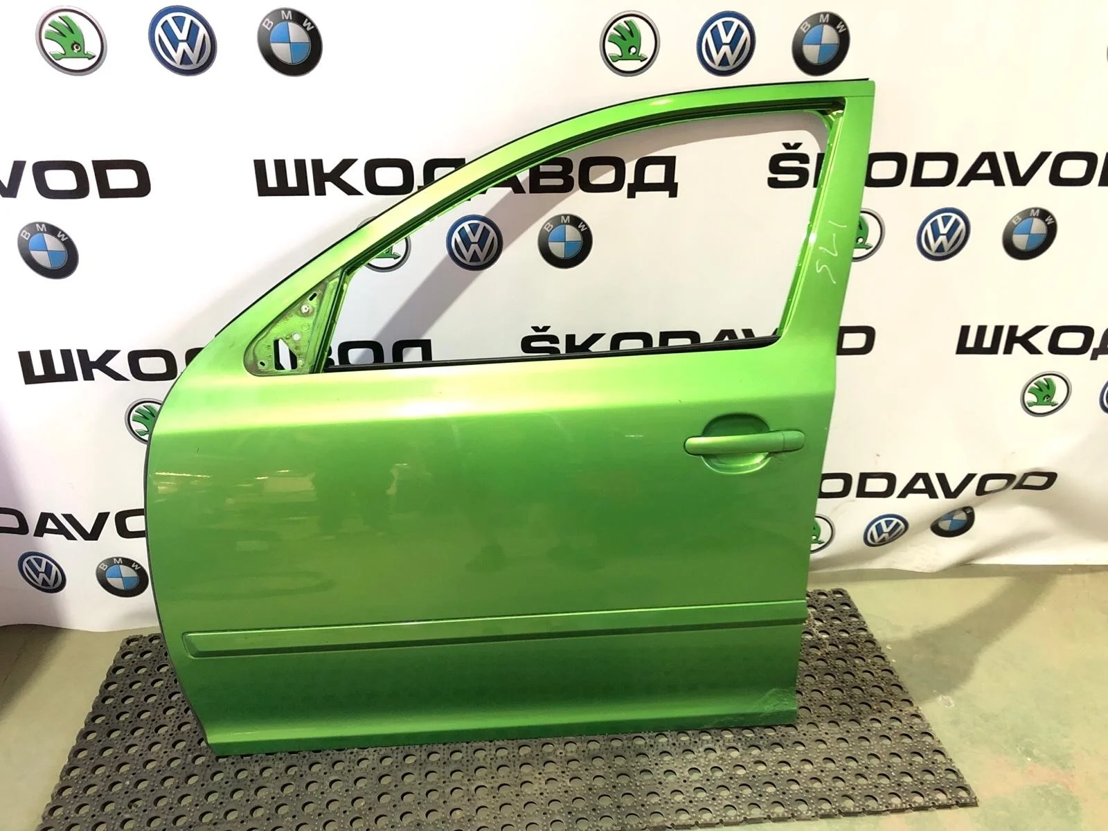 Дверь Skoda Octavia Rs 2012 1Z0831055 A5 (1Z) 2.0 CEGA, передняя левая