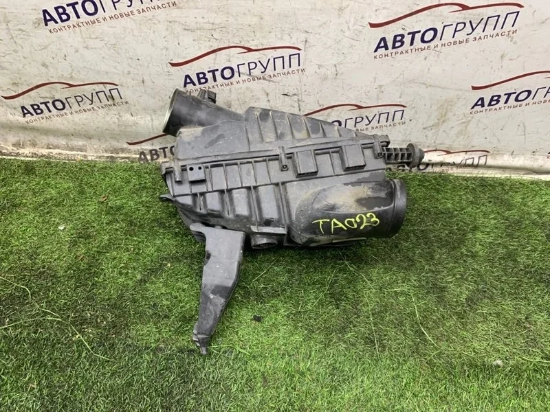Корпус воздушного фильтра Lr Rr Vogue 3 2012 LR011357 L322 РЕСТ 508PS 5Л БЕНЗИН, левый