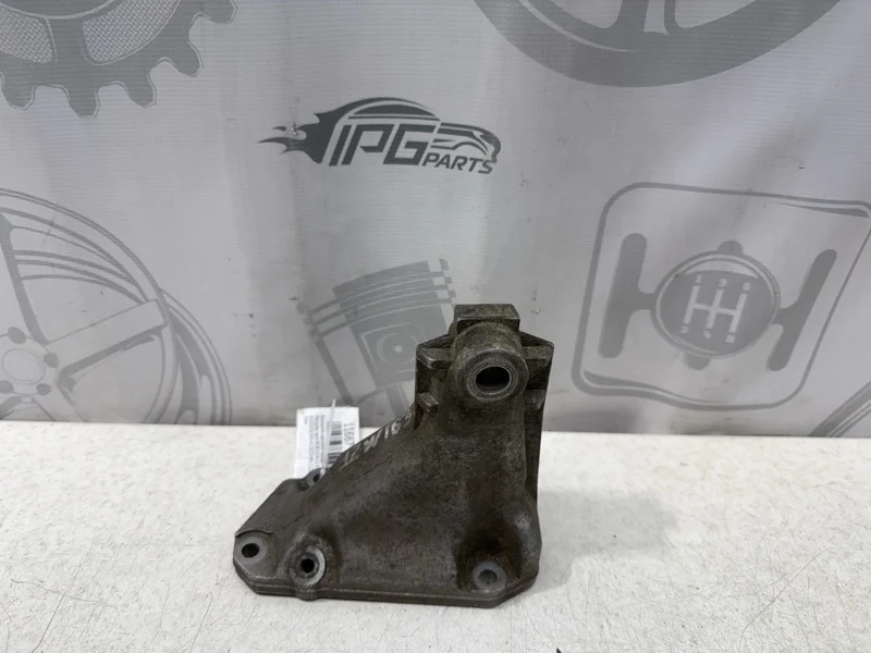 Кронштейн двигателя левый Mercedes-benz ML 2003 W163