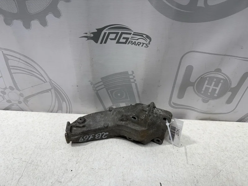 Кронштейн двигателя Mercedes A W169