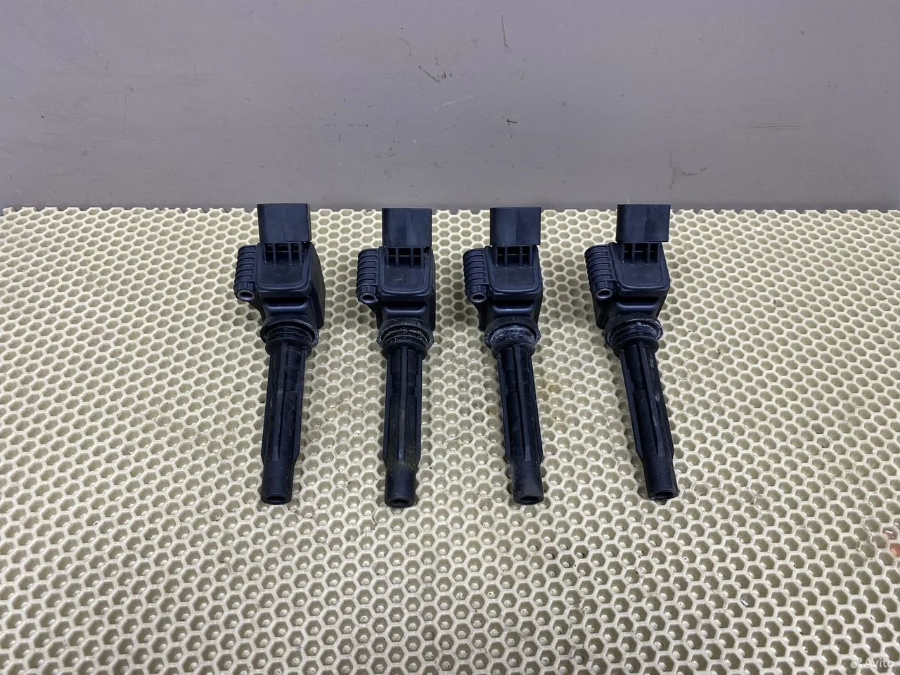Катушка зажигания audi q3 8u 04c905110l