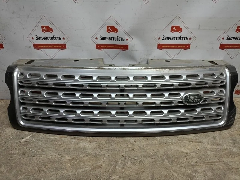 Решетка радиатора Land Rover Range Rover 4 2012-2017 LR077427 L405