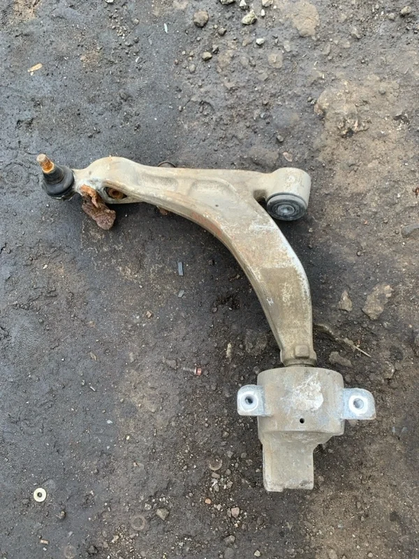 Рычаг передний нижний правый Infiniti Fx 30D ( 2002-2013) 2010 545001DR0A 3.0 D V9X