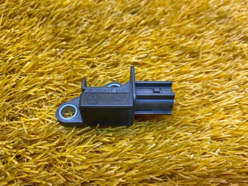 Датчик airbag ( удара) Audi A4 2012 B8/8K