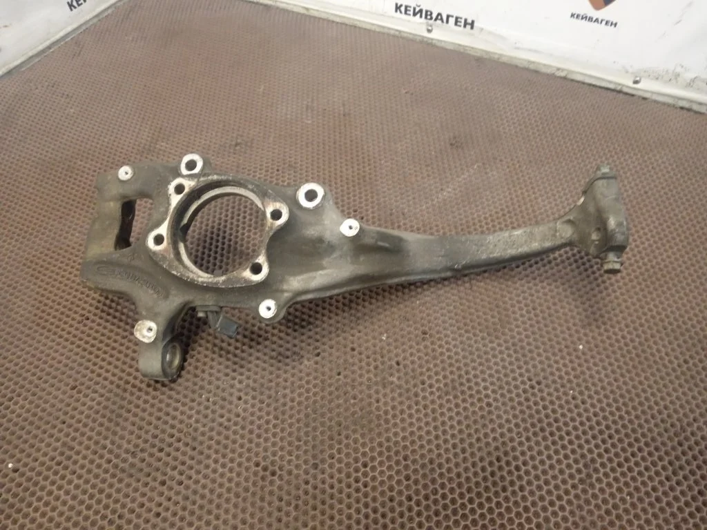 Кулак поворотный Audi A4 2012 B8