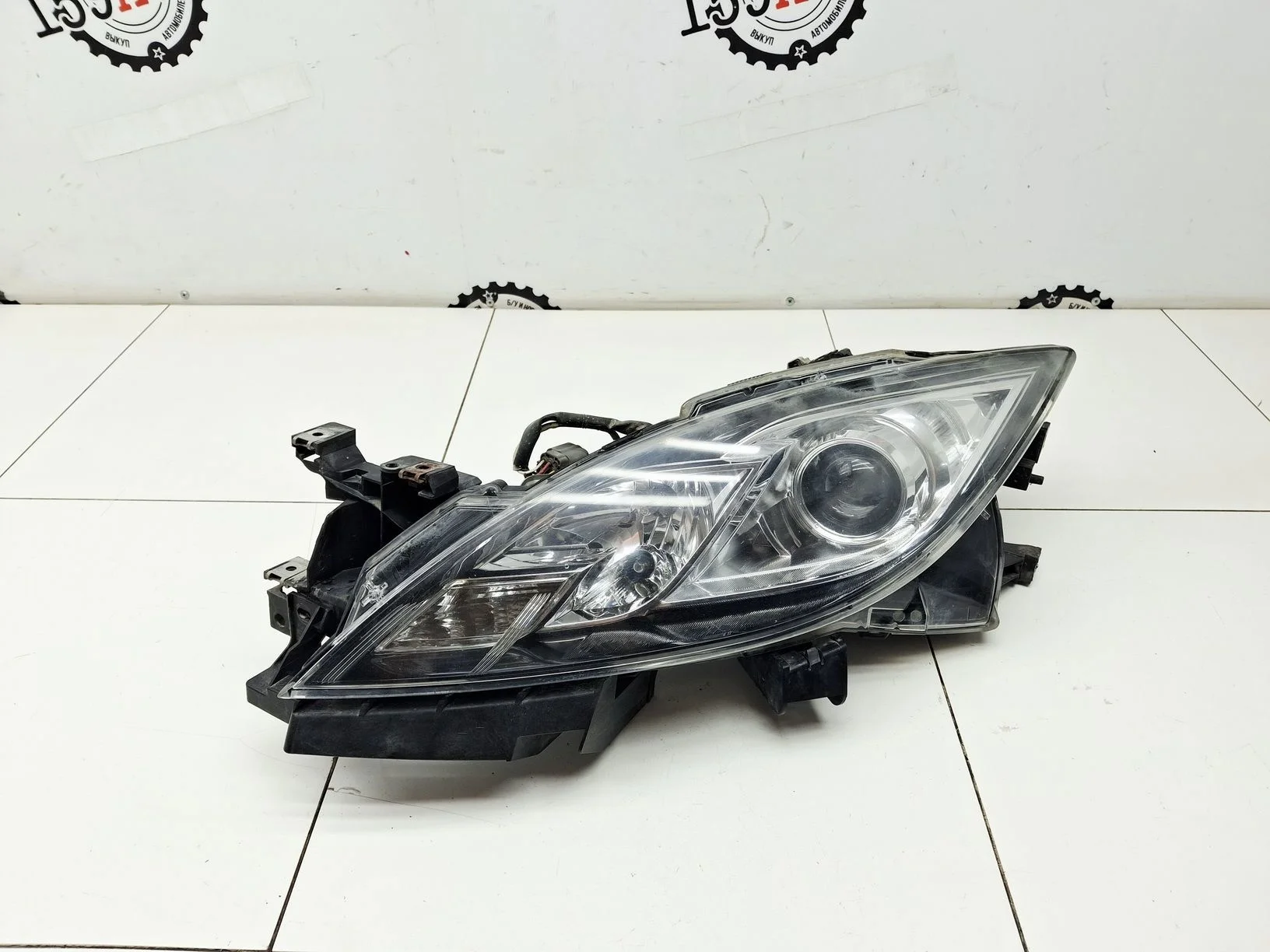 фара Mazda Mazda 6 (GH) 2007-2012