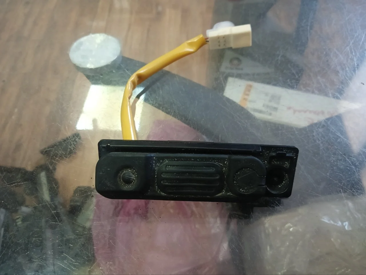 Кнопка открытия багажника Mitsubishi Asx 2010-2020 5810A047