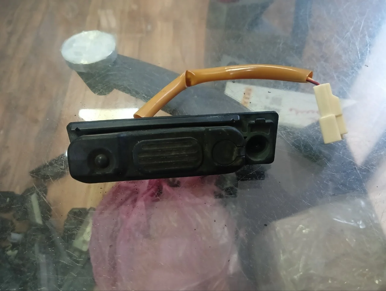 Кнопка открытия багажника Mitsubishi Asx 2010-2020 5810A047