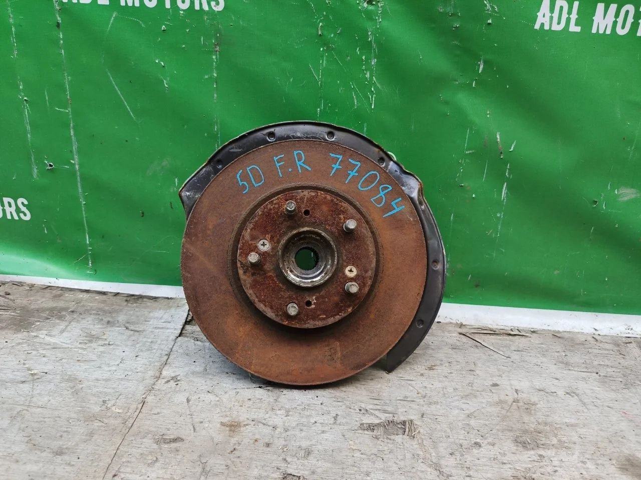 Кулак поворотный Honda Civic 8 2006-2011 5D
