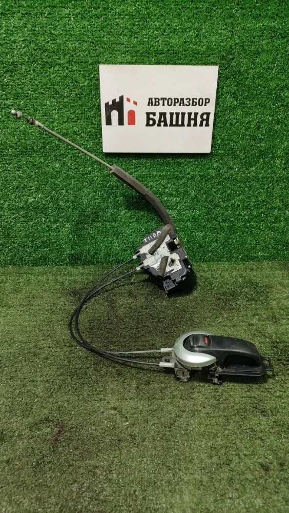 Замок двери Nissan Tiida 2010 C11